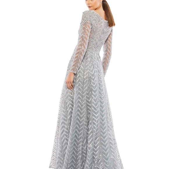 Mac Duggal 20189 NWOT EMBELLISHED ILLUSION LONG SLEEVE WRAP OVER A LINE GOWN - Picture 3 of 6